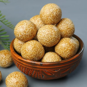 তিলের নাড়ু